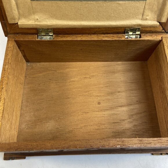 Carved Wood Hinged Trinket Jewelry Box Real Bird Feather Art Lid Vintage 5x7 - Picture 8 of 8